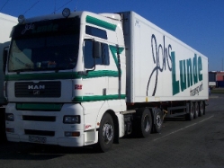 MAN-TGA-KUEKOSZ-Lunde-Stober-230204-1[2]